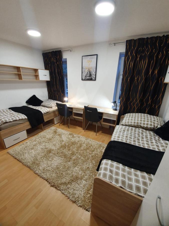 Railway Station City Modern Apartment Maribor Eksteriør billede